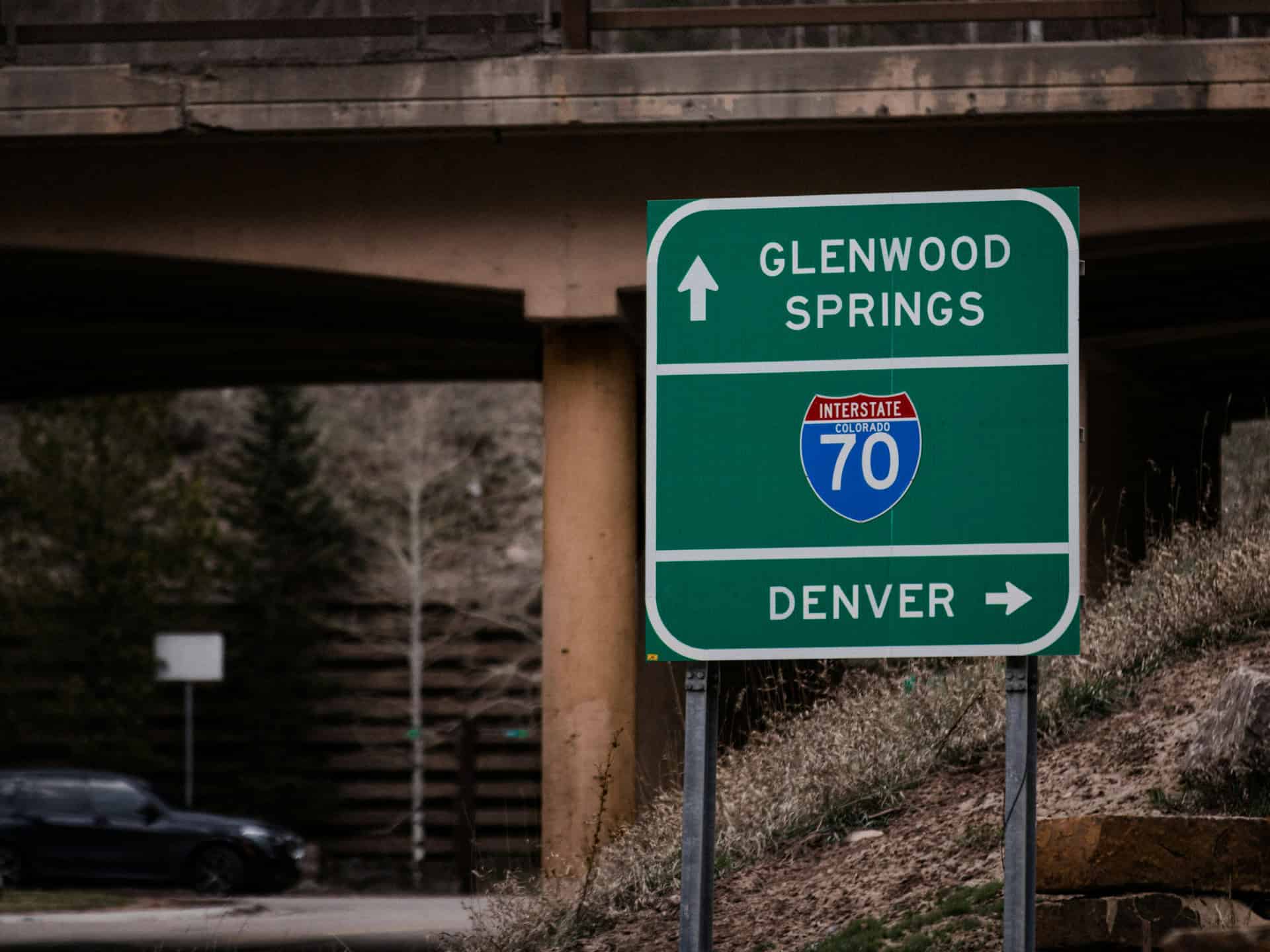Interstate Guide Signs